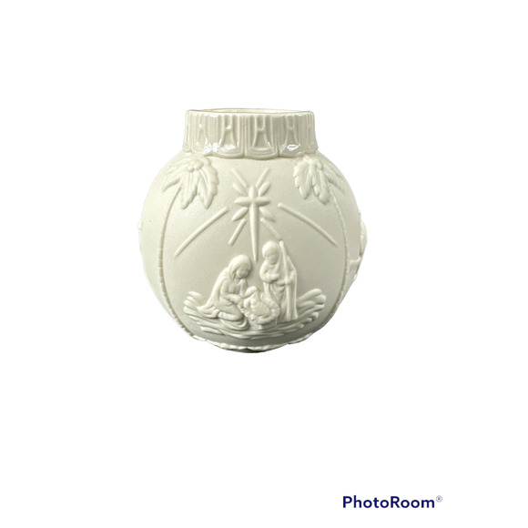 Lenox Christmas Nativity Candle Holder Votive Porcelain Ornamental Glow NWB - Picture 11 of 12